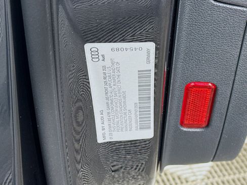 Used 2023 Audi A4 2.0T Premium image 40