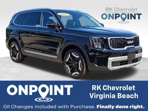 Used 2025 Kia Telluride EX w/ EX Captain's Chair Package FWD image 1