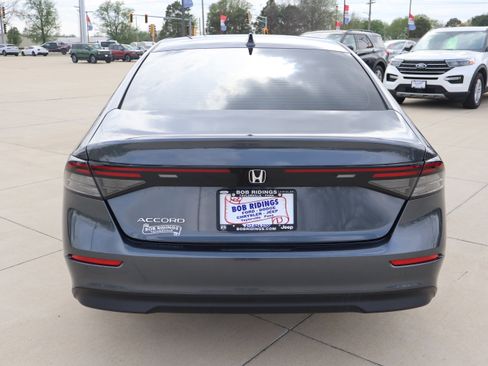 Used 2025 Honda Accord LX image 7