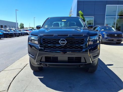 New 2026 Nissan Frontier SV w/ Tow Package AWD/4WD image 3