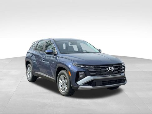New 2026 Hyundai Tucson SE AWD/4WD image 1
