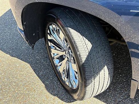 Used 2022 Chevrolet Silverado 1500 High Country image 59