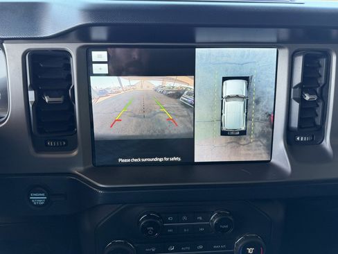 Used 2021 Ford Bronco Outer Banks image 18