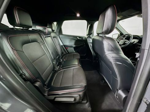 Used 2023 Ford Escape ST-Line w/ Tech Pack #1 image 9