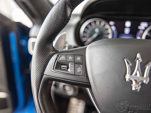 Used 2022 Maserati Levante F Tributo image 25