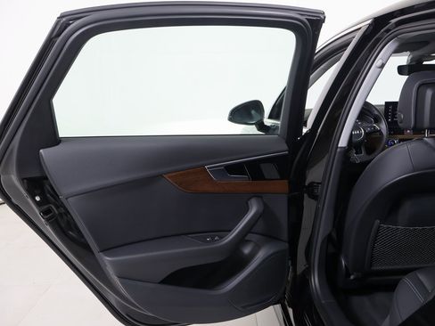 Used 2023 Audi A4 2.0T Premium w/ Convenience Package image 21