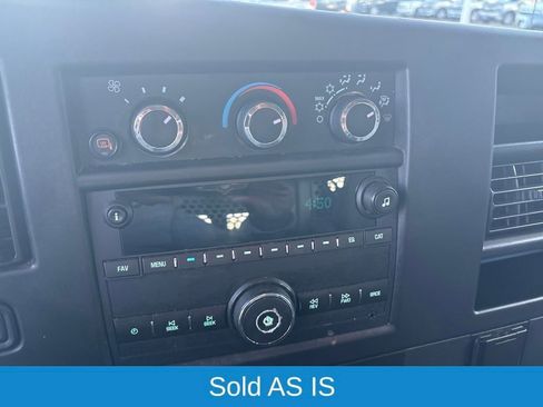 Used 2019 Chevrolet Express 2500 w/ Driver Convenience Package image 18