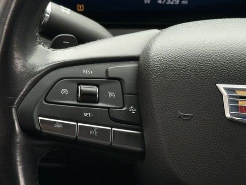 Used 2024 Cadillac XT4 Premium Luxury FWD image 14