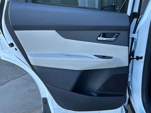 New 2026 Nissan Murano SL image 18