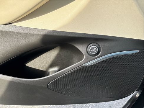 Used 2024 Buick Enclave Essence w/ Experience Buick Package image 32