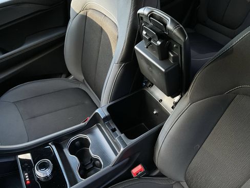 Used 2025 Jeep Grand Cherokee Laredo w/ Luxury Tech Group I AWD/4WD image 44