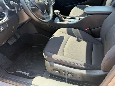 Used 2023 Chevrolet Malibu RS w/ LPO, Floor Liner Package FWD image 18
