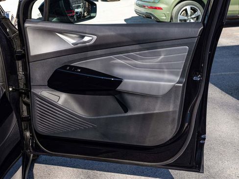 Used 2024 Volkswagen ID.4 Pro S image 11