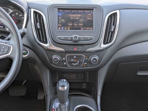Used 2020 Chevrolet Equinox LT FWD image 18