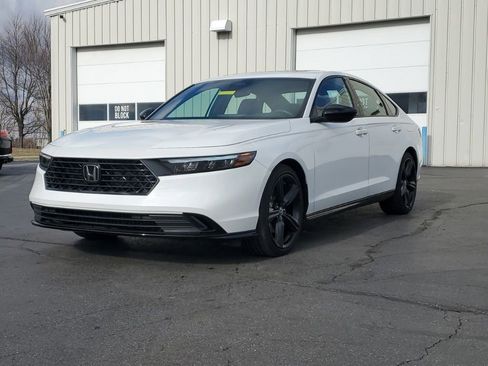 Certified 2023 Honda Accord Sport image 3