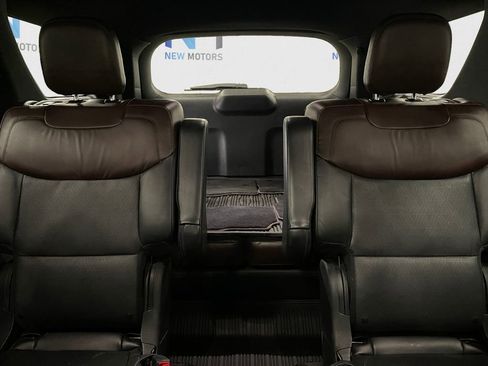 Used 2020 Ford Explorer Platinum image 13