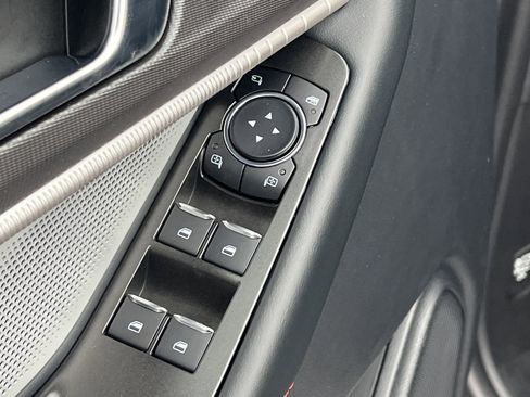 Certified 2025 Ford Explorer ST w/ Sun And Sound Package image 22