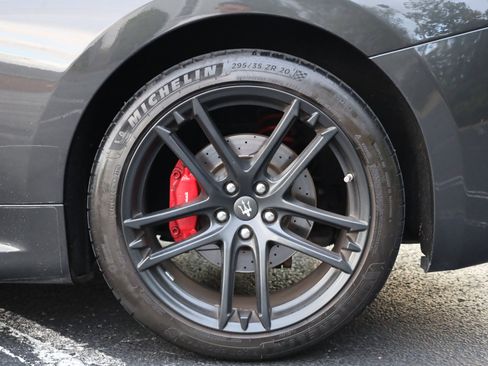 Used 2014 Maserati GranTurismo MC image 24