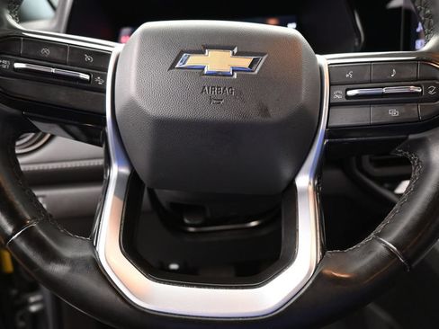 Used 2025 Chevrolet Colorado LT RWD image 34