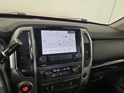 Used 2021 Nissan Titan SV w/ SV Convenience Package AWD/4WD image 19