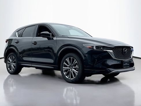 Used 2025 MAZDA CX-5 Signature image 1