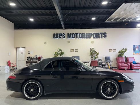 Used 2003 Porsche 911 Carrera image 4