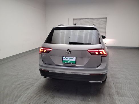 Used 2021 Volkswagen Tiguan SE FWD image 7