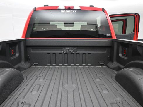 New 2026 Ford F250 Lariat w/ Black Appearance Package AWD/4WD image 14