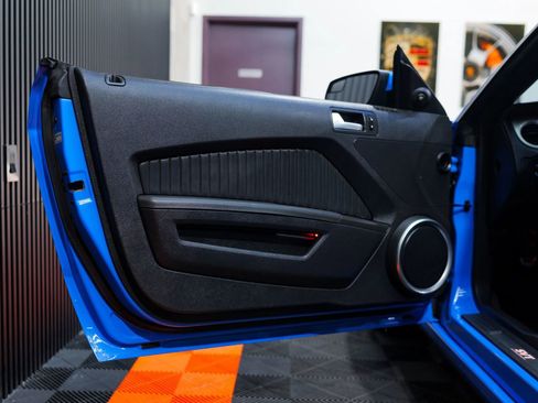 Used 2013 Ford Mustang Shelby GT500 image 25