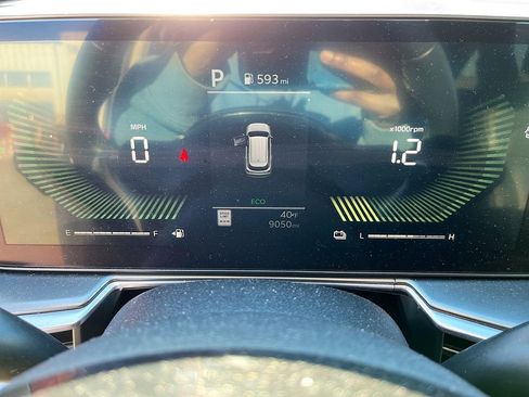 Certified 2025 Kia Sorento EX image 11