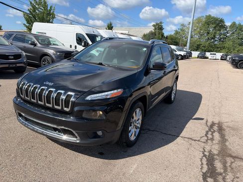 Certified 2016 Jeep Cherokee Limited w/ Luxury Group AWD/4WD image 1
