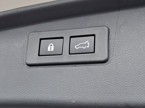 Certified 2025 Subaru Outback Onyx Edition AWD/4WD image 31