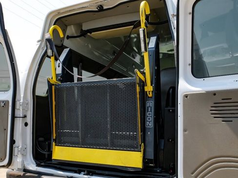 Used 2013 Ford E-350 and Econoline 350 Extended Super Duty w/ PWR Group image 39