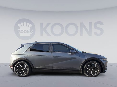 Certified 2024 Hyundai Ioniq 5 SEL RWD image 8