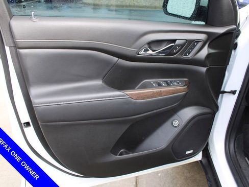 Used 2021 GMC Acadia Denali w/ Denali Ultimate Package image 20