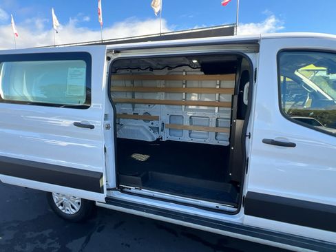 Used 2024 Ford Transit 250 Low Roof w/ Exterior Upgrade Package RWD image 12