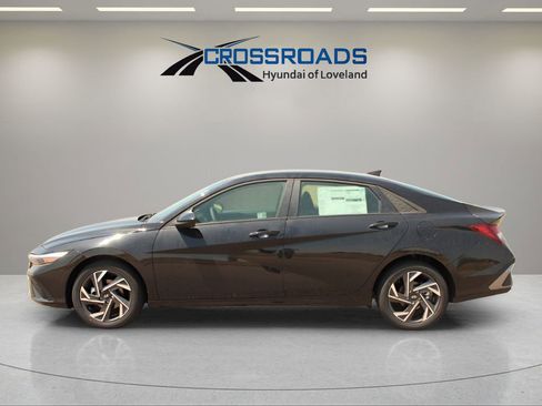 New 2025 Hyundai Elantra Sport w/ Cargo Package image 2