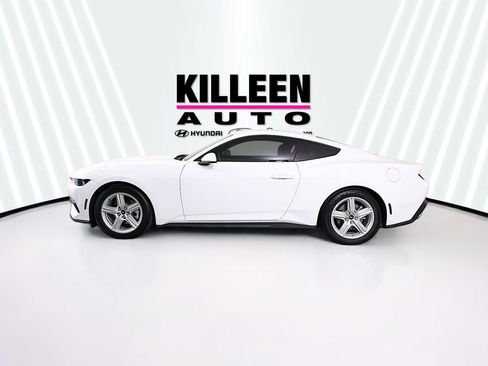 New 2026 Ford Mustang Premium image 4