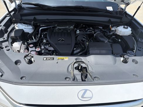 Used 2024 Lexus TX 500h AWD w/ Technology Package image 34