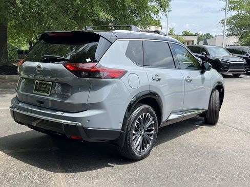 Used 2026 Nissan Rogue Platinum w/ Platinum Premium Package AWD/4WD image 3