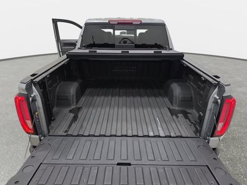 Used 2023 GMC Sierra 1500 SLT w/ SLT Premium Package AWD/4WD image 34