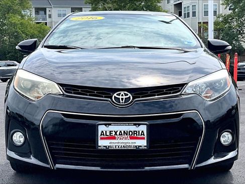 Used 2016 Toyota Corolla S Special Edition FWD image 3