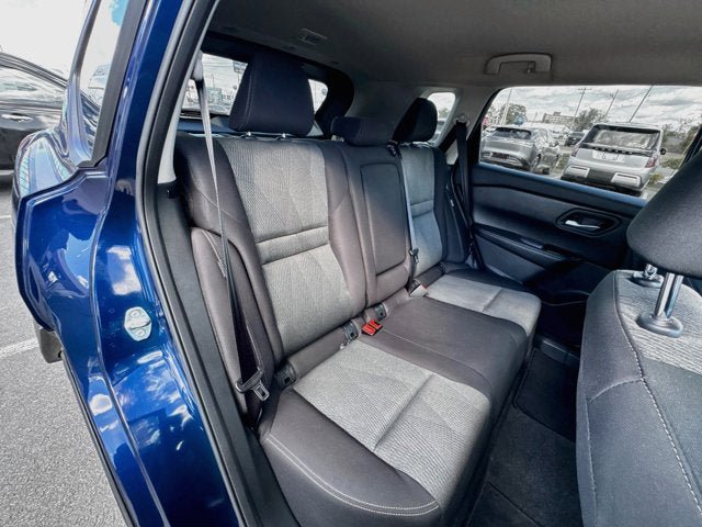 Used 2026 Nissan Rogue SV w/ Cold Weather Package AWD/4WD image 22