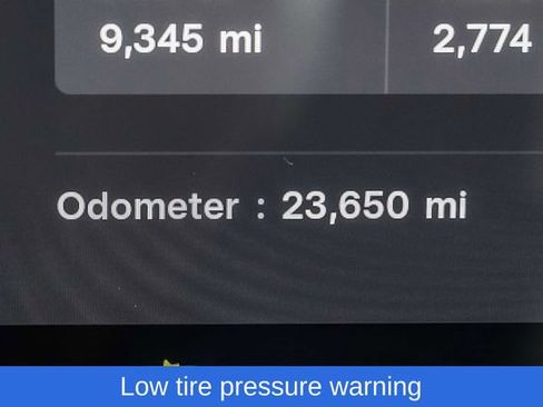 Used 2024 Tesla Model Y Long Range AWD/4WD image 34