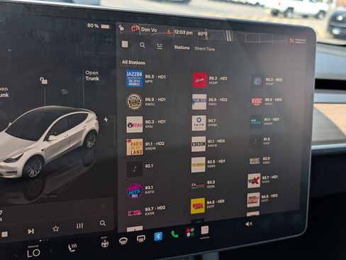 Used 2022 Tesla Model Y Performance AWD/4WD image 22