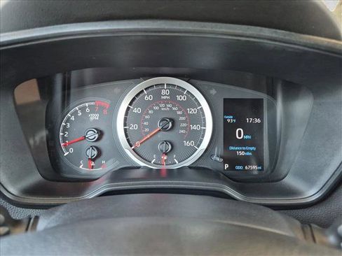 Used 2022 Toyota Corolla SE FWD image 11
