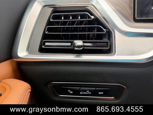 Used 2026 BMW X7 xDrive40i AWD/4WD image 28