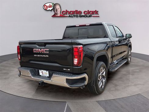 New 2026 GMC Sierra 1500 SLE w/ Preferred Package image 5
