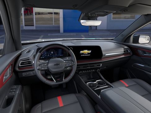New 2026 Chevrolet Traverse RS w/ LPO, Floor Liner Package FWD image 15