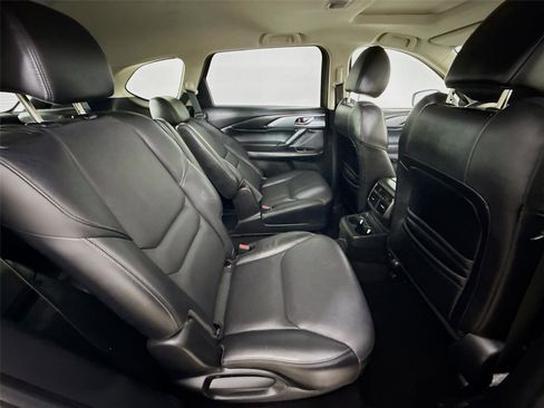 Used 2023 MAZDA CX-9 Touring image 28